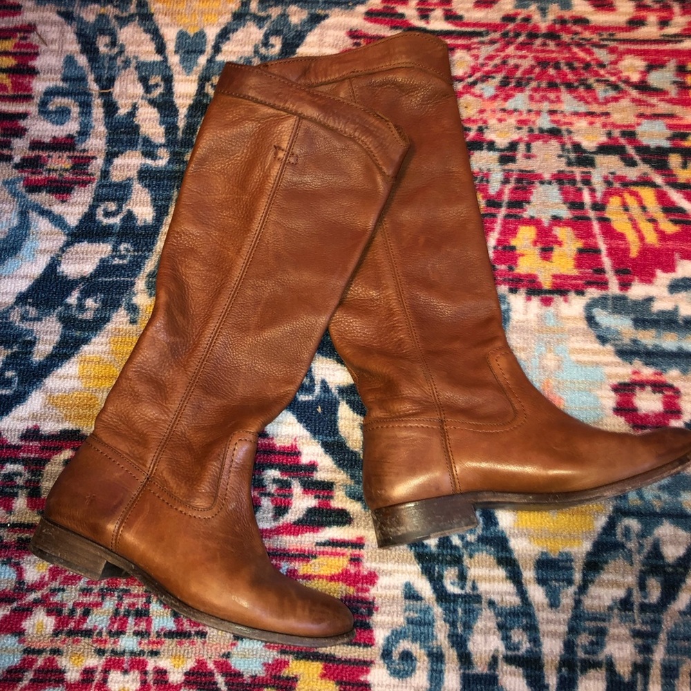 Size 7 Frye boots